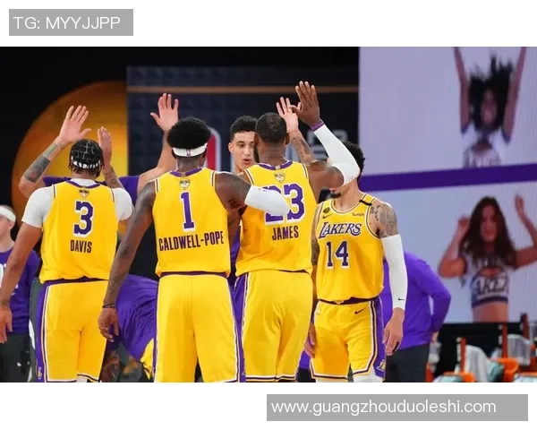 2020年NBA总决赛第五场热火对决湖人精彩回顾与赛后分析