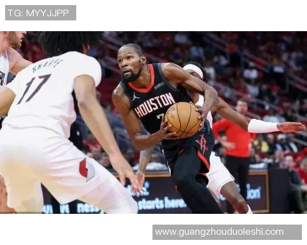 季后赛激战开拓者对决火箭第四场精彩回顾与赛后分析